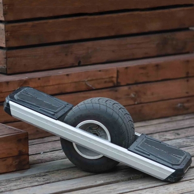 monopatín de equilibrio adulto del uno mismo de la rueda del 18-25km un con las luces de la chispa